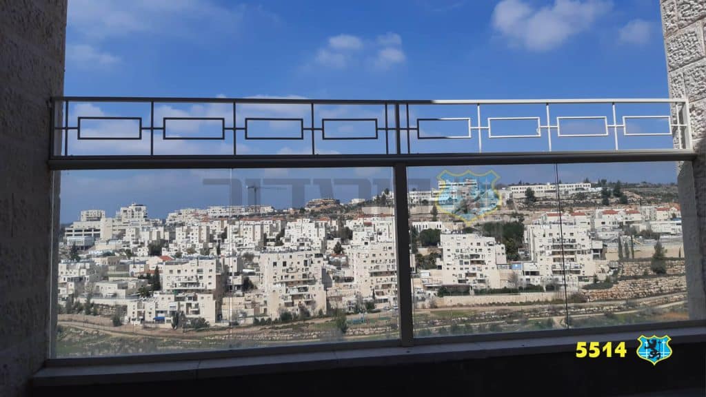 הגבהת מעקה למרפסת ולגינה