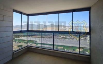 a-real-extra-room-how-does-closing-a-balcony-change-the-dna-of-an-apartment